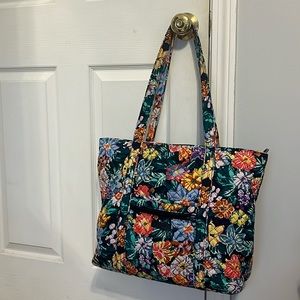 Vera Bradley Tote